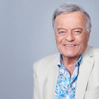 Legendary DJ Tony Blackburn announces Fife date