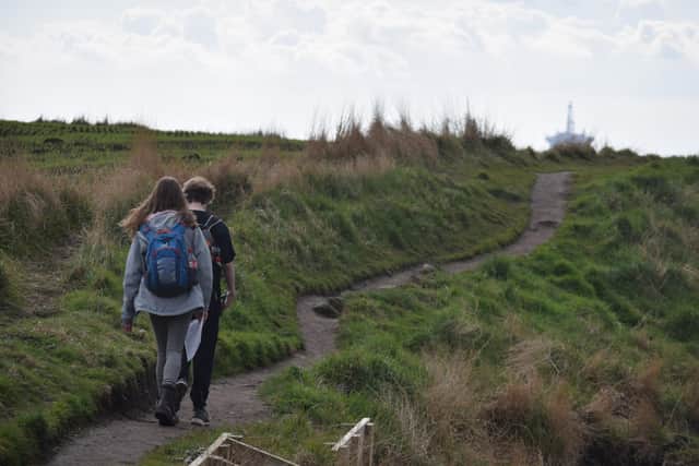 Lucy Smith and Ash Johnston make their way along the Fife Coastal Path. (Photo: Paul Smith)