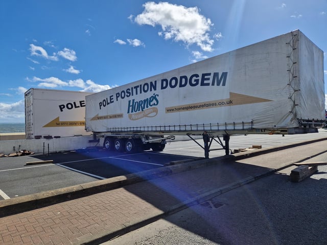 This is how you transport dodgems ...