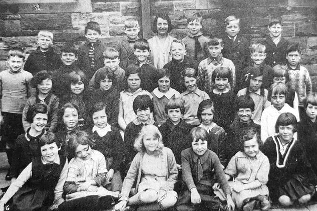 This picture hailing from 1933 shows a group of pupils around the 10-year-old mark at Kirkcaldy West Primary School. 