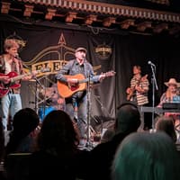 Alan Fletcher Band: great warmth, great music & memories of Neighours