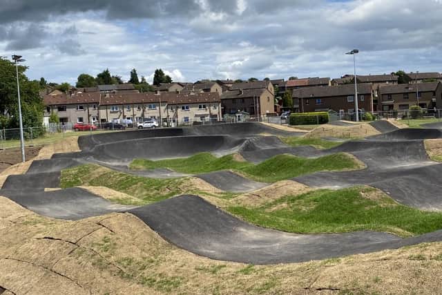 Kennoway Pump Track can be used by mountain bike, BMX, skateboard, rollerblade and scooter riders, inline skaters and even wheelchair users.