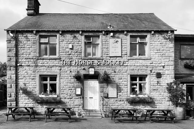 The Horse & Jockey, Queen St, Tideswell, Buxton, SK17. Rating: 4.2/5 (based on 229 Google Reviews). "We had a lovely 2 nights here. Comfortable beds. We will be returning to get some more walks in the lovely Peak District."