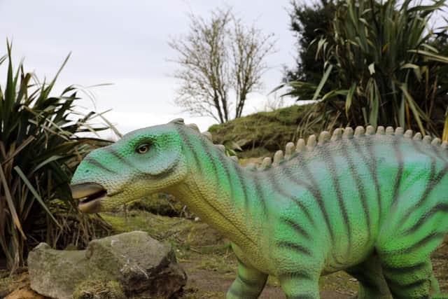 An animatronic bracylophosaurus has arrived at Edinburgh Zoo.
