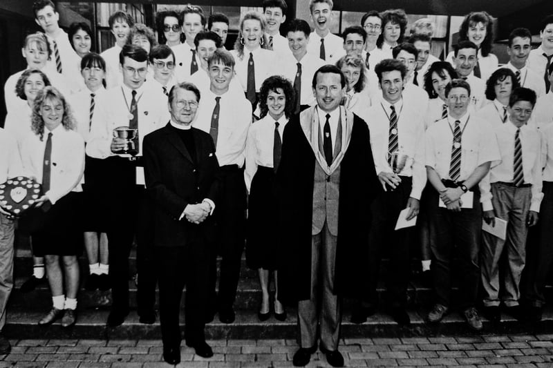 Prizewinners from Glenwood High School, Glenrothes, pictured in 1989