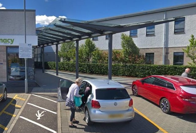 There are 1499 patients per GP at Blackfriars Medical Practice, St Andrews.
In total there are 8992 patients and six GP.
