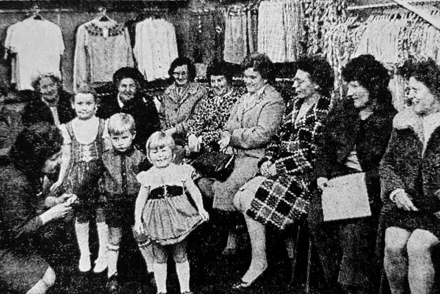 To mark the opening of their new store at 85 High Street, Kirkcaldy, Bellmans, the wool and fashionware firm., held an “at home” for customers.
Pictured are some of the young mannequins modelling new styles.
