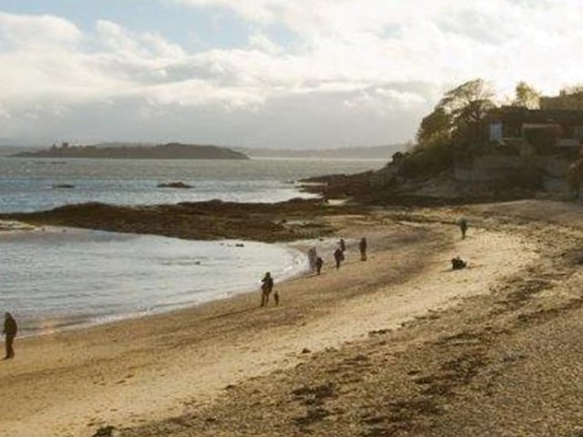 Aberdour Black Sands has been awarded Scotland's Beach Award from Keep Scotland Beautiful for the last 18 consecutive years.