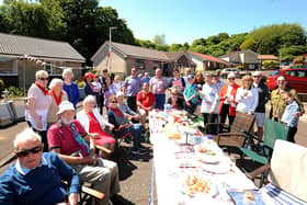 Neighbours in Oriel Crescent came out in force to celebrate the Queen's Platinum Jubilee. Pic: Fife Photo Agency.