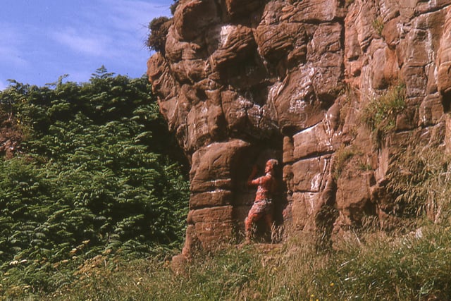 The Man I' The Rock statue in Daysart pictured in 1966