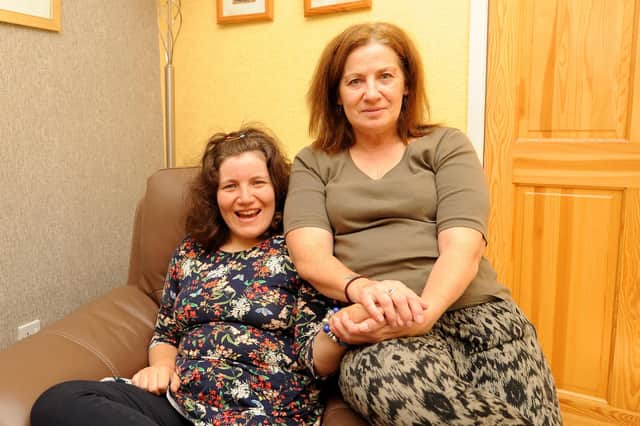 Karen Davies with her mum Marlene Hurles. Pic: Fife Photo Agency.