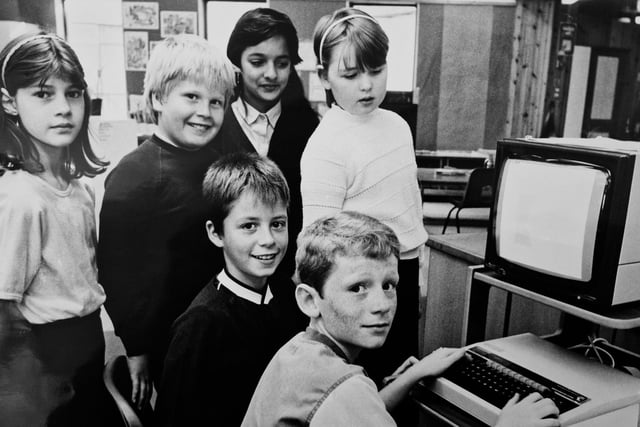 Youngsters from Newcastle Primary School in Glenrothes pictured at a computer in 1985.