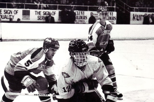 Steven King, one of the club's true greats,  in action against Murrayfield Racers, 1994 (Pic: Bill Dickman/Fife Free Press)