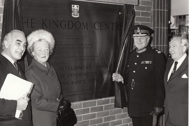 12 pictures showing how the Kingdom Centre in Glenrothes was built ...