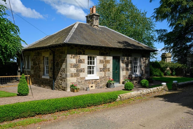 It complete complete with its own one-bedroom gate lodge, and three-bedroom courtyard cottage.