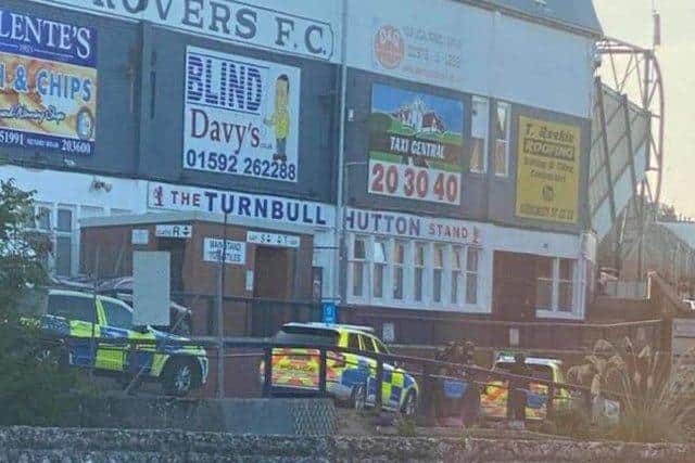 Armed police outside Starks Park, Kirkaldy, on Monday evening. (Credit: Fife Jammers)