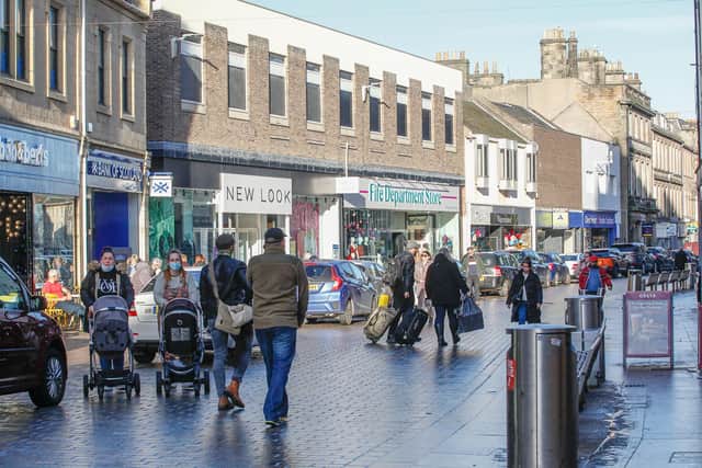 People are being invited to take advantage of some of the deals on offer from businesses and organisations in Kirkcaldy as part of Kirkcaldy's Fiver Fest. Pic: Scott Louden.