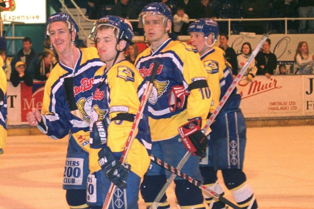 Fife Flyers v Paisley Pirates, Scottish Cup 2000 (Pic: fife Free Press)
