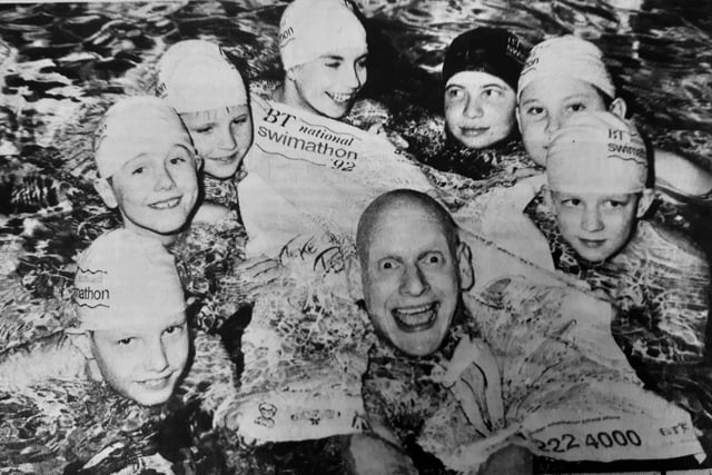 Swimming star Duncan Goodhew joined local youngsters in the water at Kirkcaldy Swimming Pool to raise £7000 for BT’s 1992 Swimathon