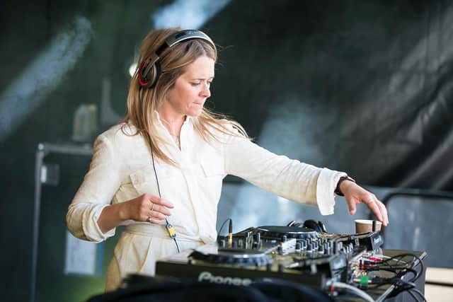 Edith Bowman will be swapping her decks for a day at the races