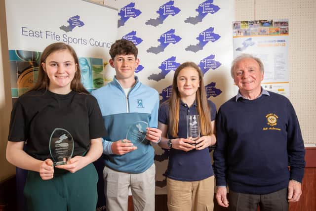 Imogen Jarrett of East Fife Triathlon Juniors won Junior prize