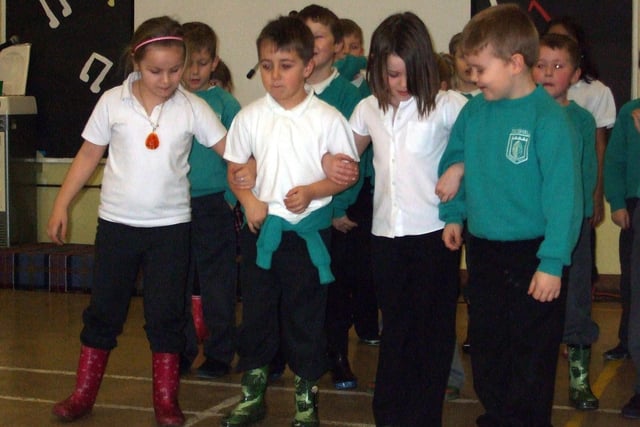 Tanshall Primary School staged a Scots' Day in 2009. The youngsters sang songs including the Wellie Boot Song.