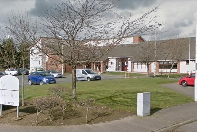 There are 1184 patients per GP at Primrose Lane Medical Centre, Rosyth.
In total there are 9475 patients and eight GPs.