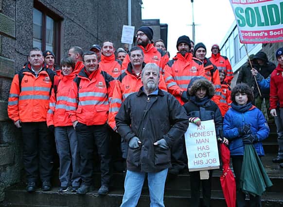 Dave Mitchell with the Cupar posties (pic: Dave Scott)