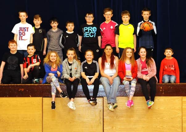 Leven Youth Club with youth worker Jackie Taylor. Picture by Fife Photo Agency
