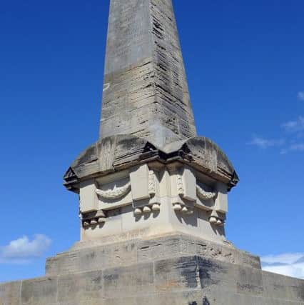 Martyrs Monument - The Scores, St Andrews