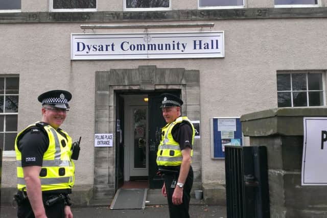 PCs Neil Probert and Fraser Laird pop inton Dysart Community Hall