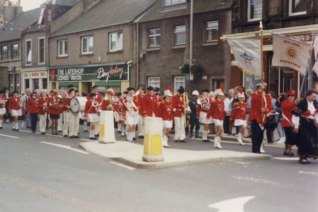 Burntisland Civic Week Parade 1996 celebrated 50 years of twinning