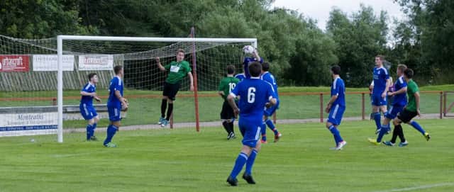 A Tayport corner is held during the weekend's friendly with Glenafton.