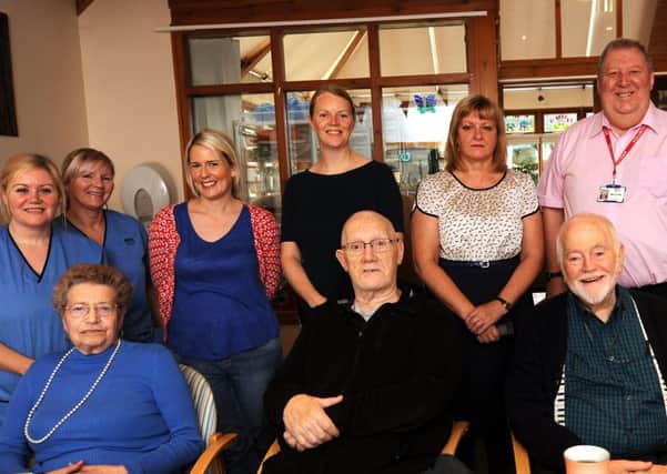 Victoria Hospice - Kirkcaldy - Fife - 
20th anniversary feature -  patients, staff & volunteers - 
copyright - Fife Photo Agency
