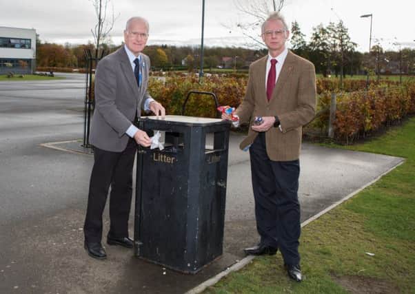 Cllr Ross Vettraino and Cllr John Wincott are ready to target litter louts.