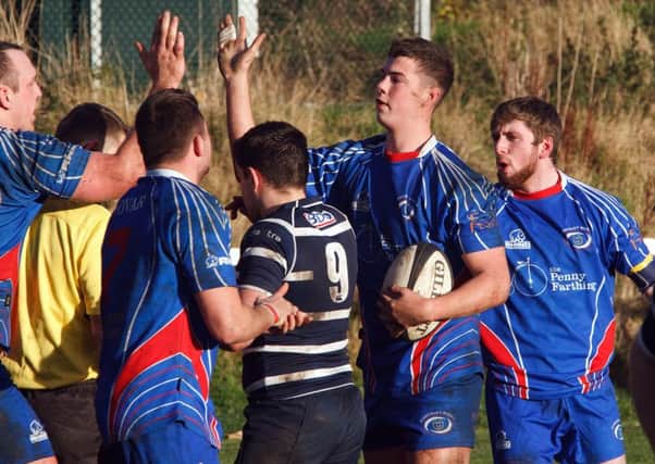 High fives after a Kirkcaldy try. BT Cup Round 2, 19th November 2016. (Photo by Michael Booth)