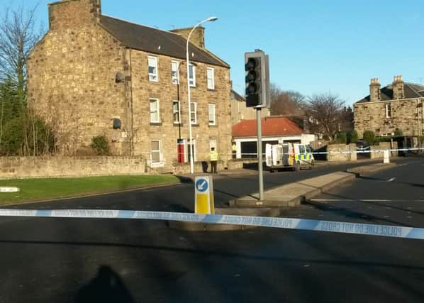 Victoria Road, Kirkcaldy - cordoned off after man found dead (Photo: FFP)