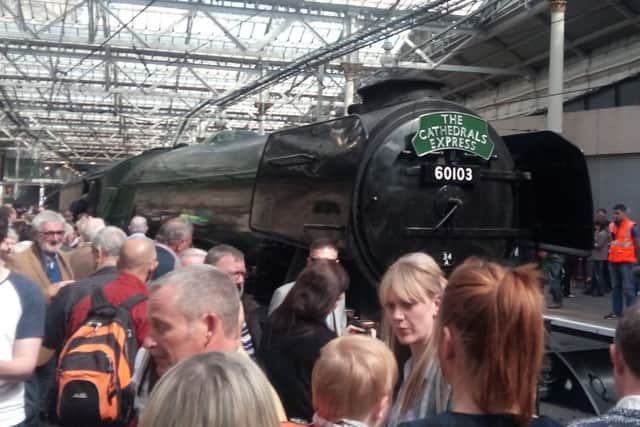 the locomotive attracts fans at  Waverley.