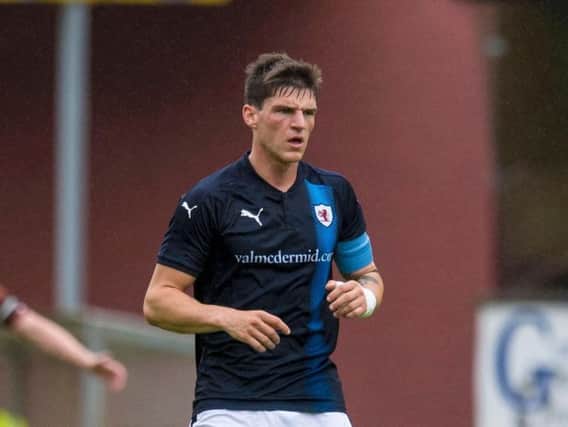 Ross Callachan has joined Hearts for an undisclosed fee.