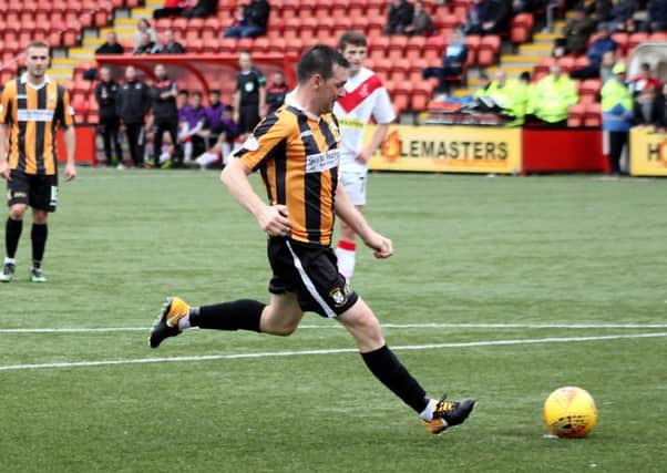 Mark Docherty tucks away a penalty for East Fife against Airdrieonians for a 1-0 win (picture by Jim Corstorphine)