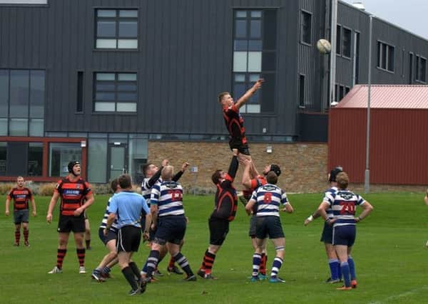 Waid dominate in the line-out. Pic by Robert Simpson Melville.
