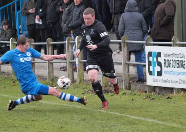 Paul Quinn skips away from a Musselburgh challenge. Picture by Blair Smith.