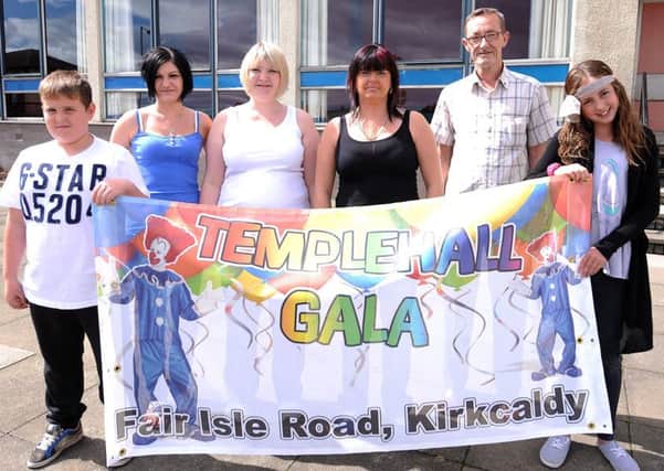 Organisers and supporters of Templehall Gala 2011. Pic: Walter Neilson.