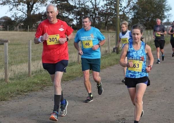 Peter Rieu-Clark, Leven Las Vegas along with FTR duo Rosemay Lee and Alan Sheret in the East Neuk 10k.