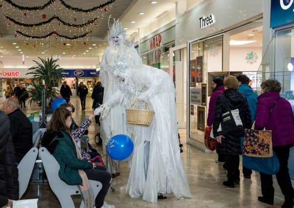 Locals were able to enjoy family-friendly fun with free entertainment provided in the Mercat. This included: ice queen on stilts, free traditional roast chestnuts, giveaways, face painters, music from the Salvation Army Band, craft workshops and a Kingdom FM roadshow.
