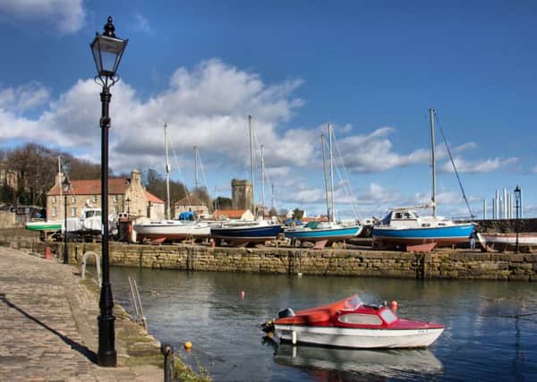 Dysart Harbour was used in the filming of Outlander.