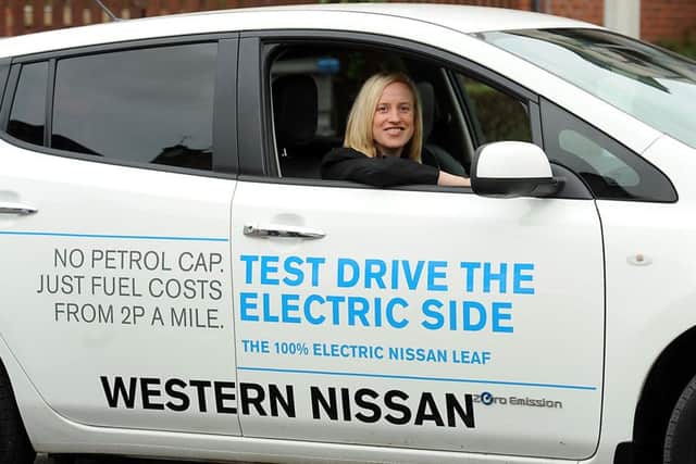 Reporter Debbie Clarke test driving an electric car. Pic:  FIFE PHOTO AGENCY.