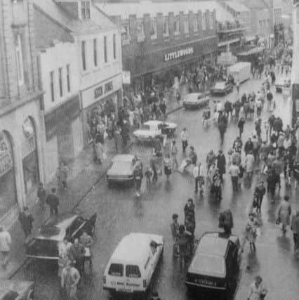 Kirkcaldy High Street 1984 - pre-pedestrianisation (Pic: Fife Free Press)