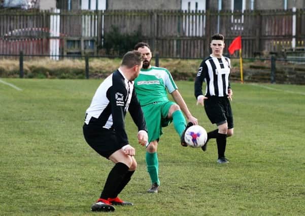 Newburgh look to cut out another Thornton attack. Pic by Graham Strachan.