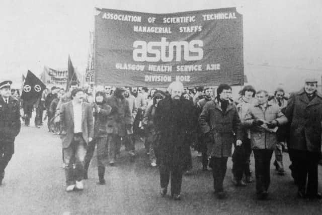12 workers from Victoria Hospital labs staged a sit-in as part of an industrial dispute with Fife Health Board. Police charged them but they were acquitted.